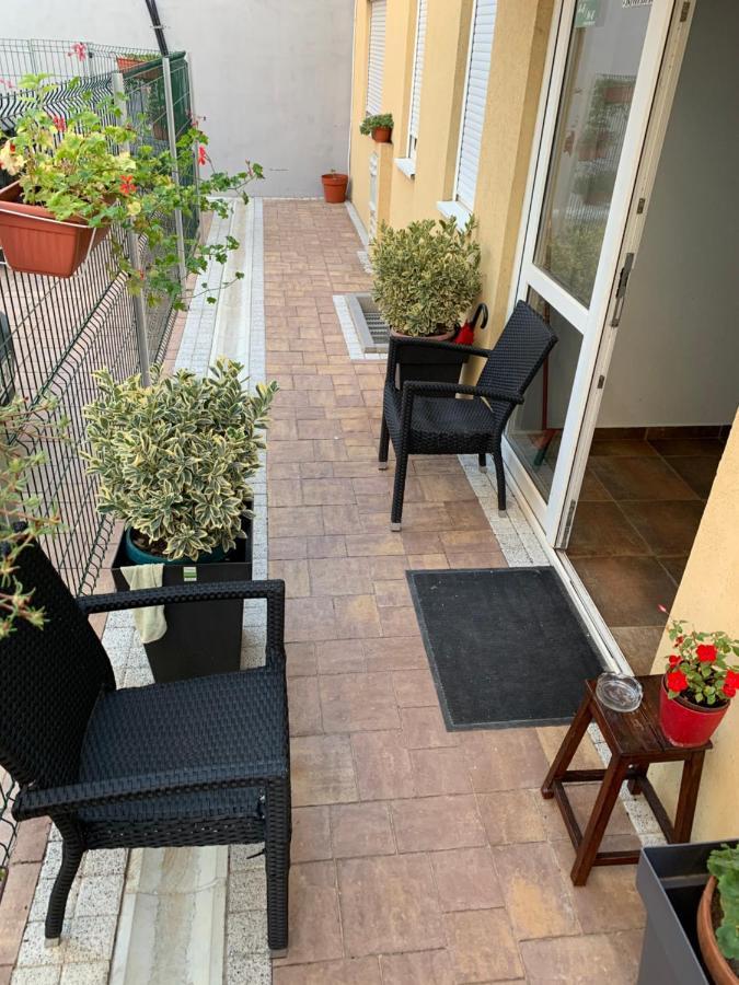 A6 Apartment Novi Sad Esterno foto